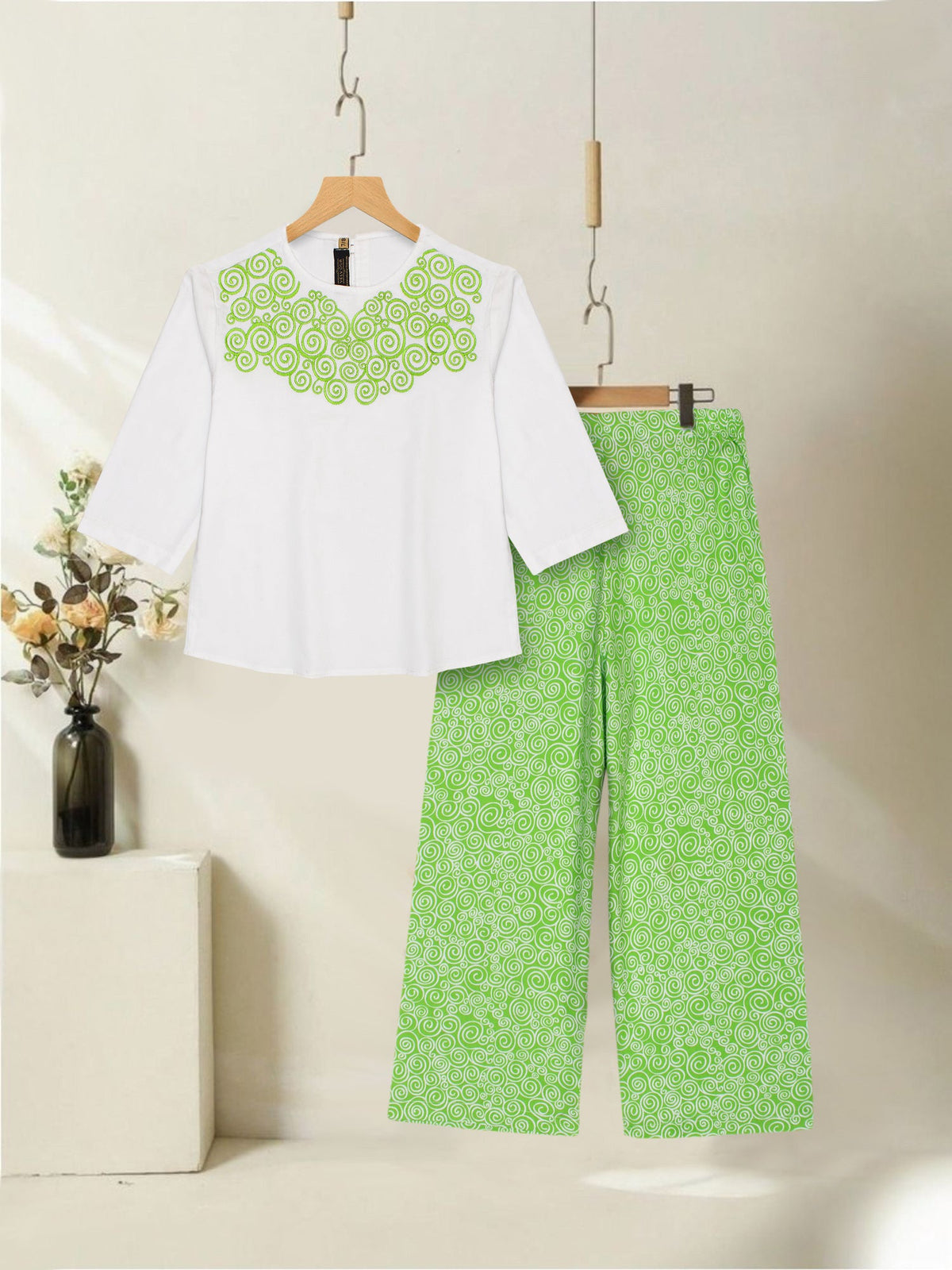 Girls Summer 2Pcs Embroidered Suit VG162-A
