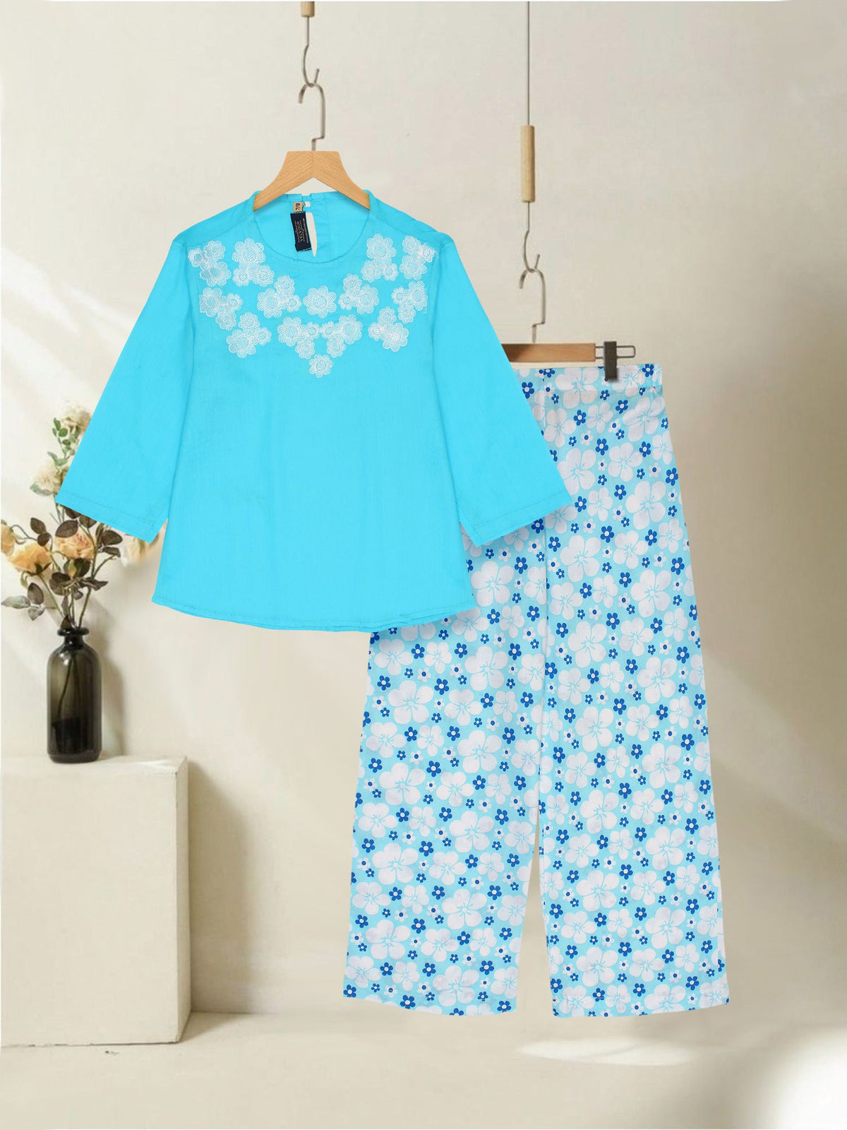 Girls Summer 2Pcs Embroidered Suit VG162-C