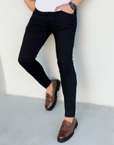 STRETCHABLE SLIM FIT JEANS (JET BLACK) 01