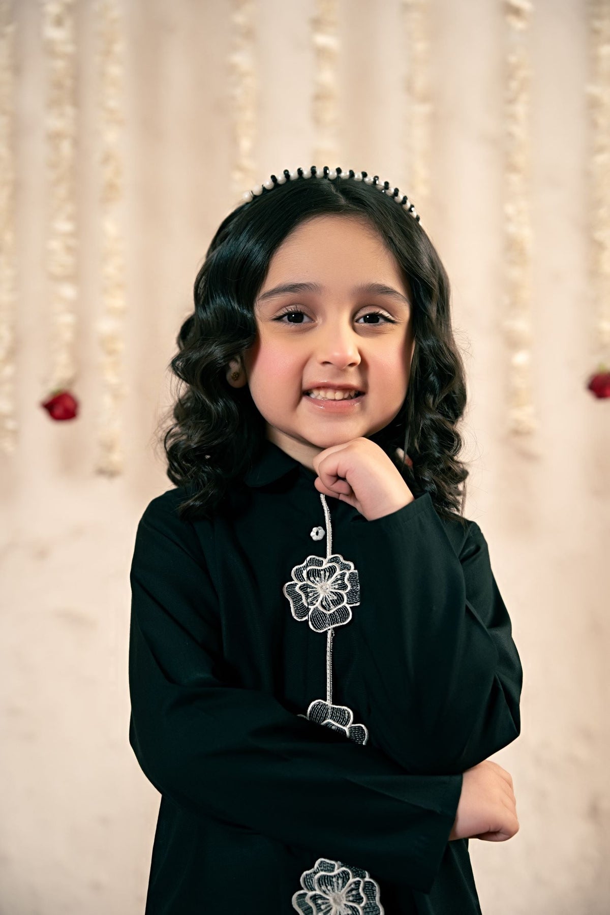 Girls Winter 2Pcs Embroidered Suit VG182-B