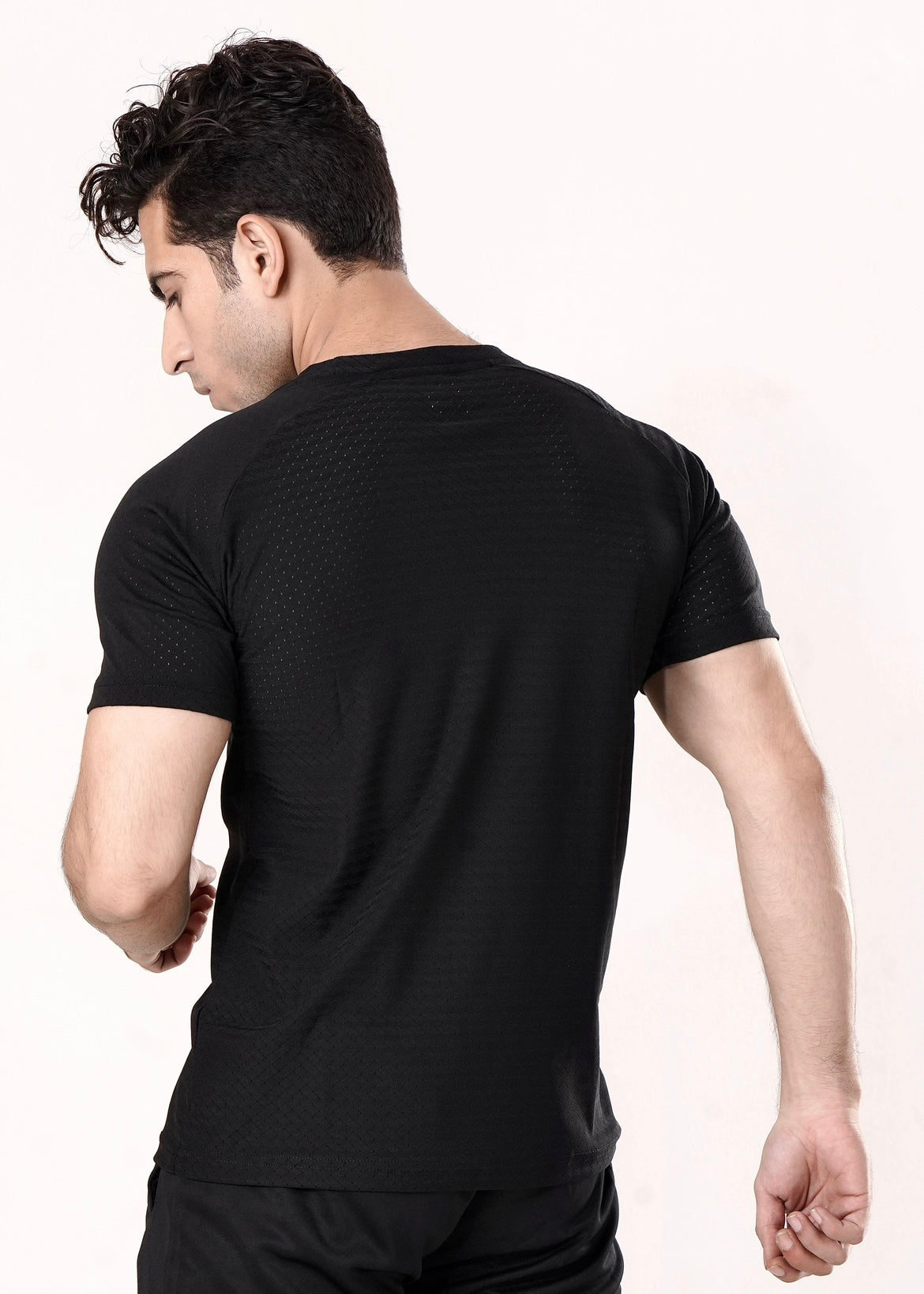 THE VINTAGE-VERSATILE TEE-FT