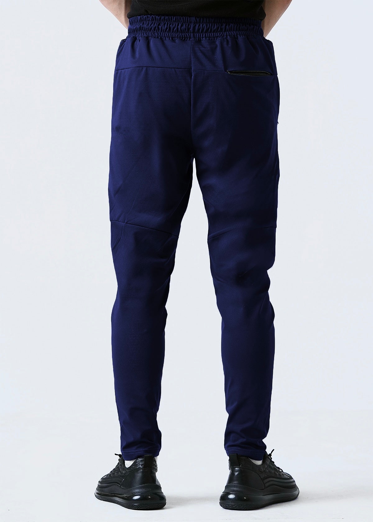 THE LINEN PLEATED TROUSER-NAVY