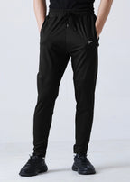 THE LINEN PLEATED TROUSER-BLACK
