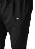 THE LINEN PLEATED TROUSER-BLACK