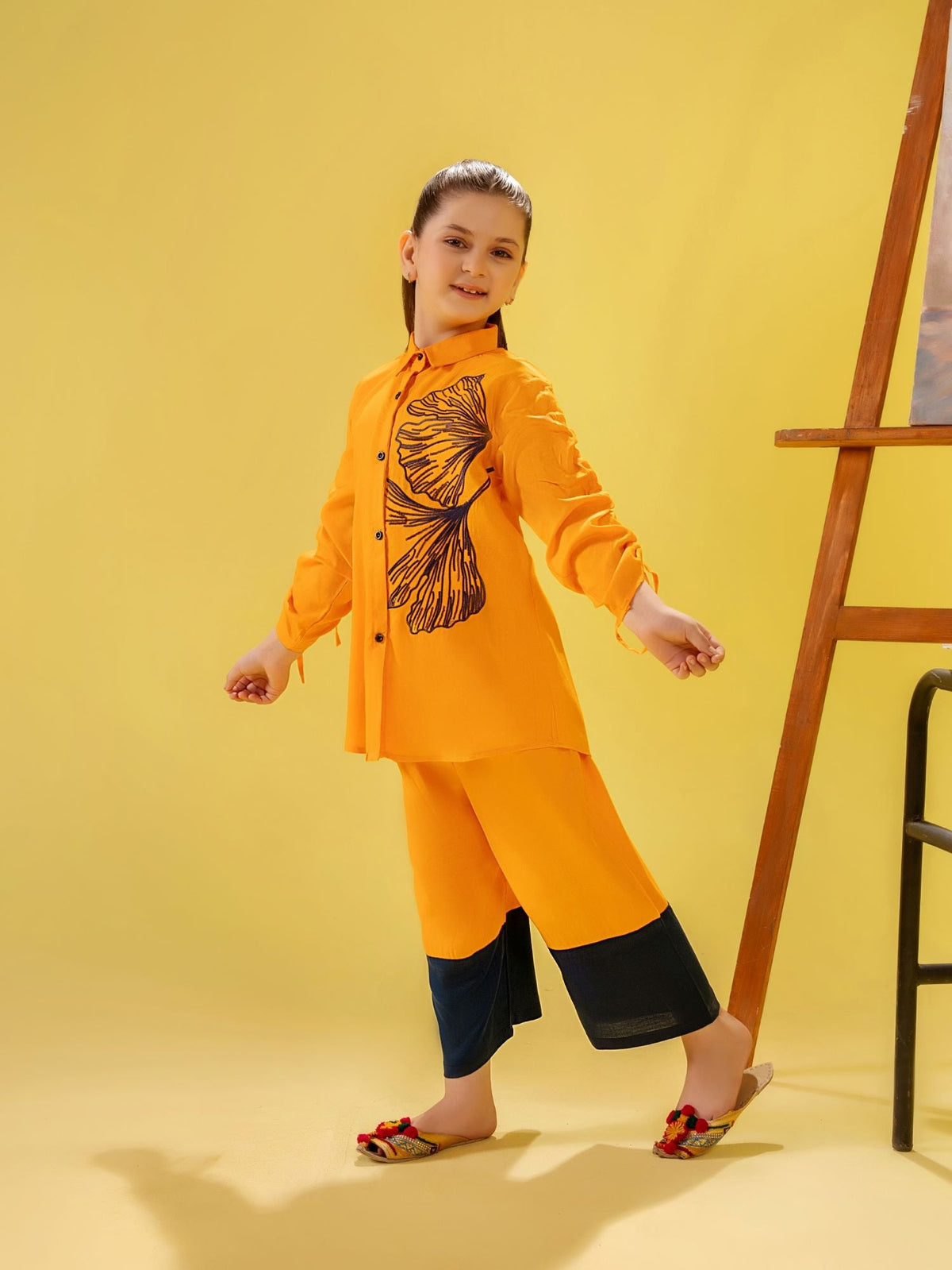Girls Summer 2Pcs Embroidered SuitVG134-A