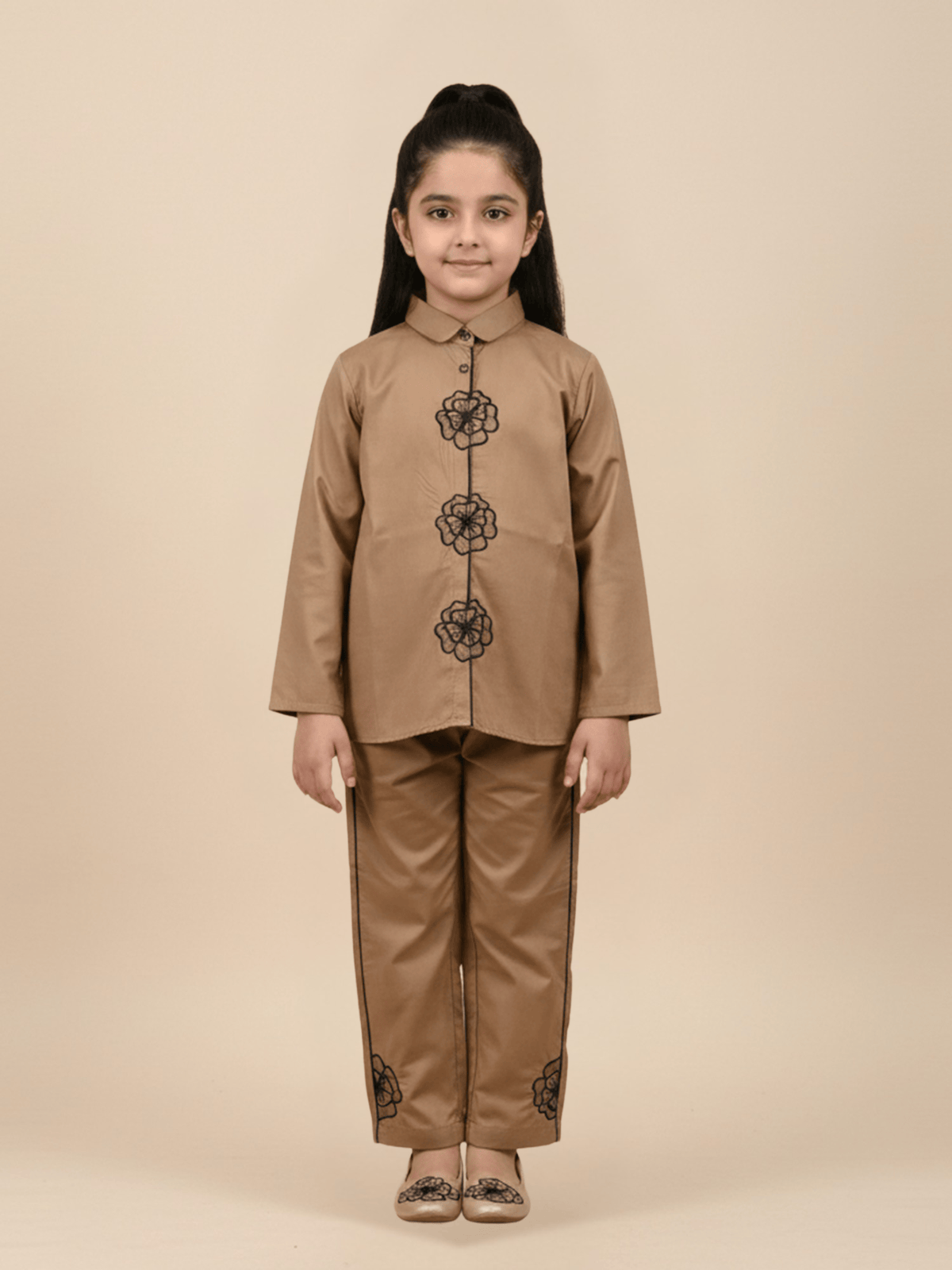 Girls Winter 2Pcs Embroidered Suit VG182-A