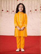 Girls Summer 2Pcs Embroidered Suit VG103-B