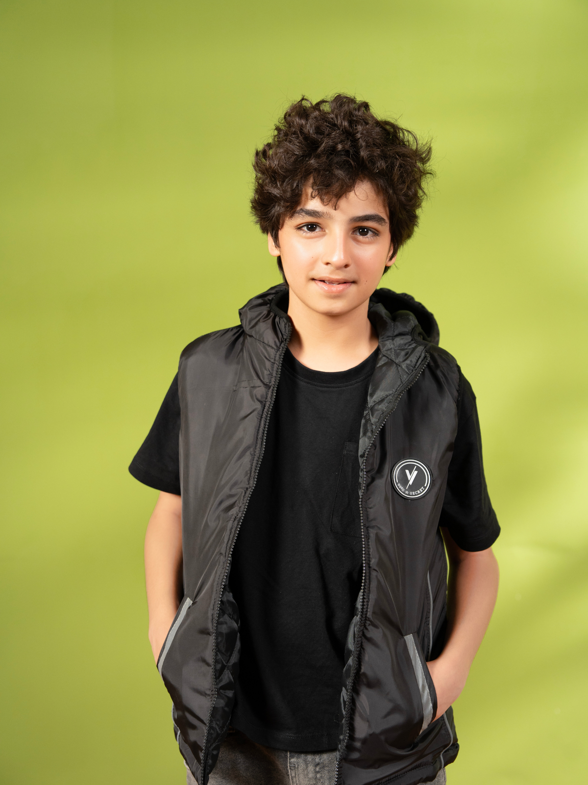Sleeveless Hooded Puffer For Boys & Girls VJ77-C
