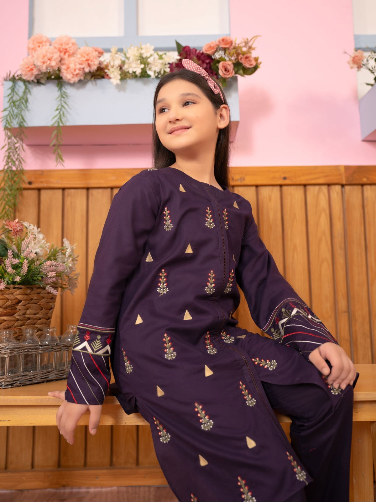 Girls Summer 2Pcs Embroidered Suit VG101-B