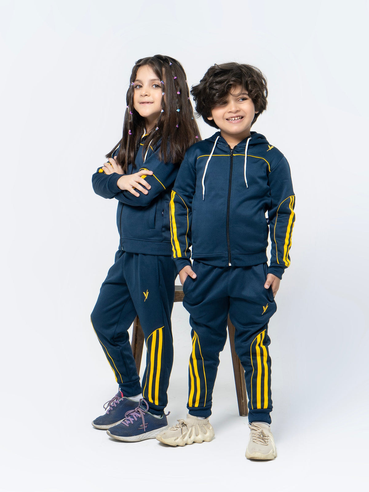 Hooded Tracksuit For Boys & Girls, Fleece #VWT05-D