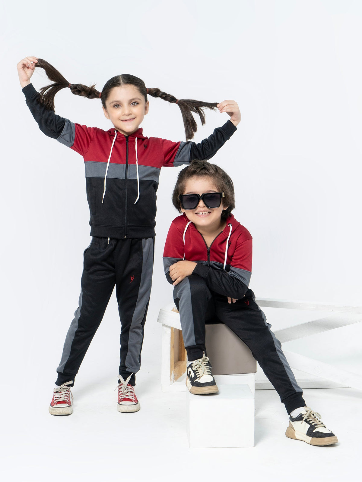 Hooded Tracksuit For Boys & Girls, Fleece #VWT06-A